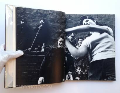 William Klein,Life Is Good and Good For You In New York : Trance Witness Revels William Klein,Life Is Good and Good For You In New York : Trance Witness Revels