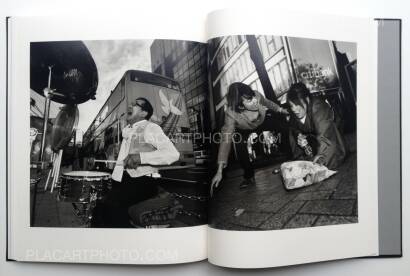 Shinya Arimoto,TOKYO CIRCULATION (Black cover or silver cover, Signed copy) Shinya Arimoto,TOKYO CIRCULATION (Black cover or silver cover, Signed copy)