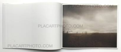 Todd Hido,Roaming : Landscape Photographs 1994-2004