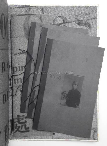Yoshikatsu Fujii,Hiroshima Graph : Rabbits abandon their children (ONLY 72 COPIES - SIGNED) Yoshikatsu Fujii,Hiroshima Graph : Rabbits abandon their children (ONLY 72 COPIES - SIGNED)