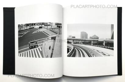 Paul Bradshaw,Tokyo (Signed and numbered copy) Paul Bradshaw,Tokyo (Signed and numbered copy)