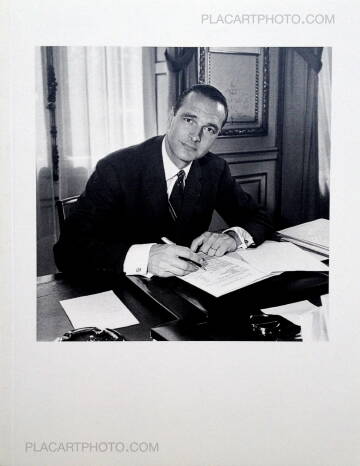 Nicolas Giraud,The Great Masters of Art history with pictures of Jacques Chirac