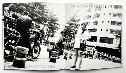 Chan Wai Kwong,SHUN TAK PEOPLE 順德人 (SIGNED) Chan Wai Kwong,SHUN TAK PEOPLE 順德人 (SIGNED)