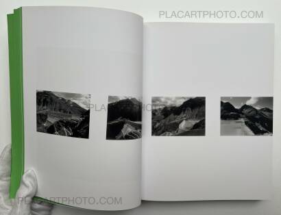 Christopher Williams,Printed in Germany: Green Christopher Williams,Printed in Germany: Green