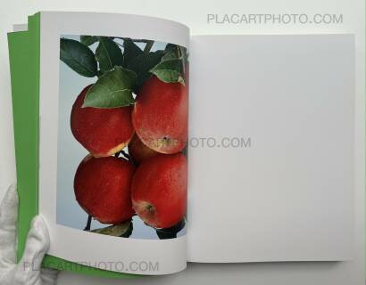 Christopher Williams,Printed in Germany: Green Christopher Williams,Printed in Germany: Green