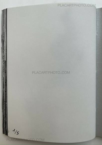 Jean-Marc Caimi & Valentina Piccinni,En Présence de l'Absence (SIGNED & NUMBERED /5) Jean-Marc Caimi & Valentina Piccinni,En Présence de l'Absence (SIGNED & NUMBERED /5)