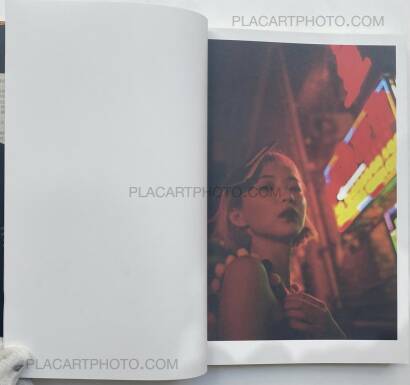 Wu Lie Wei,The Best of Time (WITH SIGNED PRINT) Wu Lie Wei,The Best of Time (WITH SIGNED PRINT)