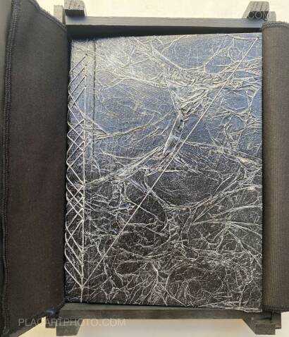 Bastien Deschamps,FENDU/E (SIGNED AND NUMBERED, edt of 7) Bastien Deschamps,FENDU/E (SIGNED AND NUMBERED, edt of 7)
