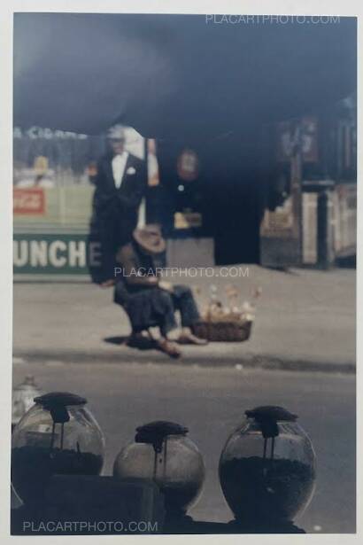 Saul Leiter,Dancing in the street