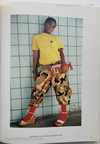 Various photographers,Contemporary African photography from the Walther collection. Events of the Self: Portraiture and Social Identity. Various photographers,Contemporary African photography from the Walther collection. Events of the Self: Portraiture and Social Identity.