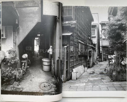 Nobuyoshi Araki,Tokyo Neko Machi (Living Cats in Tokyo) (WITH OBI) Nobuyoshi Araki,Tokyo Neko Machi (Living Cats in Tokyo) (WITH OBI)