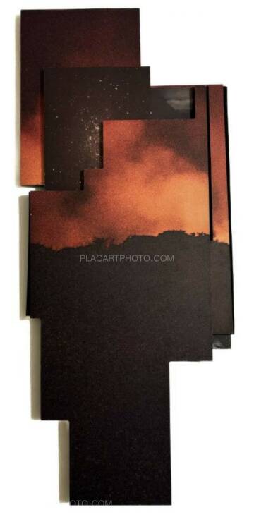 Gareth Phillips,Caligo. A photo sculpture book (EDT OF 20) Gareth Phillips,Caligo. A photo sculpture book (EDT OF 20)