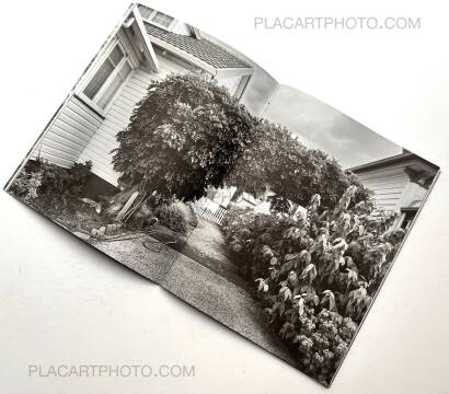 Regina Anzenberger,The Australian Journey (EDT OF 300) Regina Anzenberger,The Australian Journey (EDT OF 300)